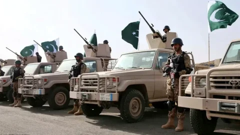 Saudi Crown Prince Faces Dilemma as Decade-Long War with Houthi Movement Spills Back onto Home Soil