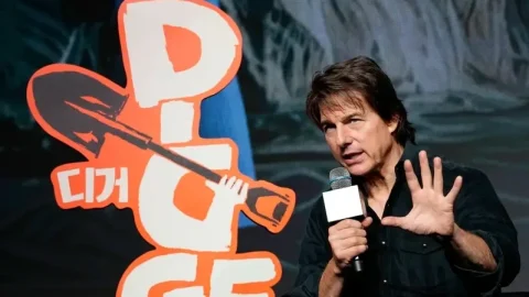 Tom Cruise’s ‘The Dig’ Flops at the Box Office, Drawing Ridicule; Ben Affleck Slams the Backlash as ‘Like High School Bullying’